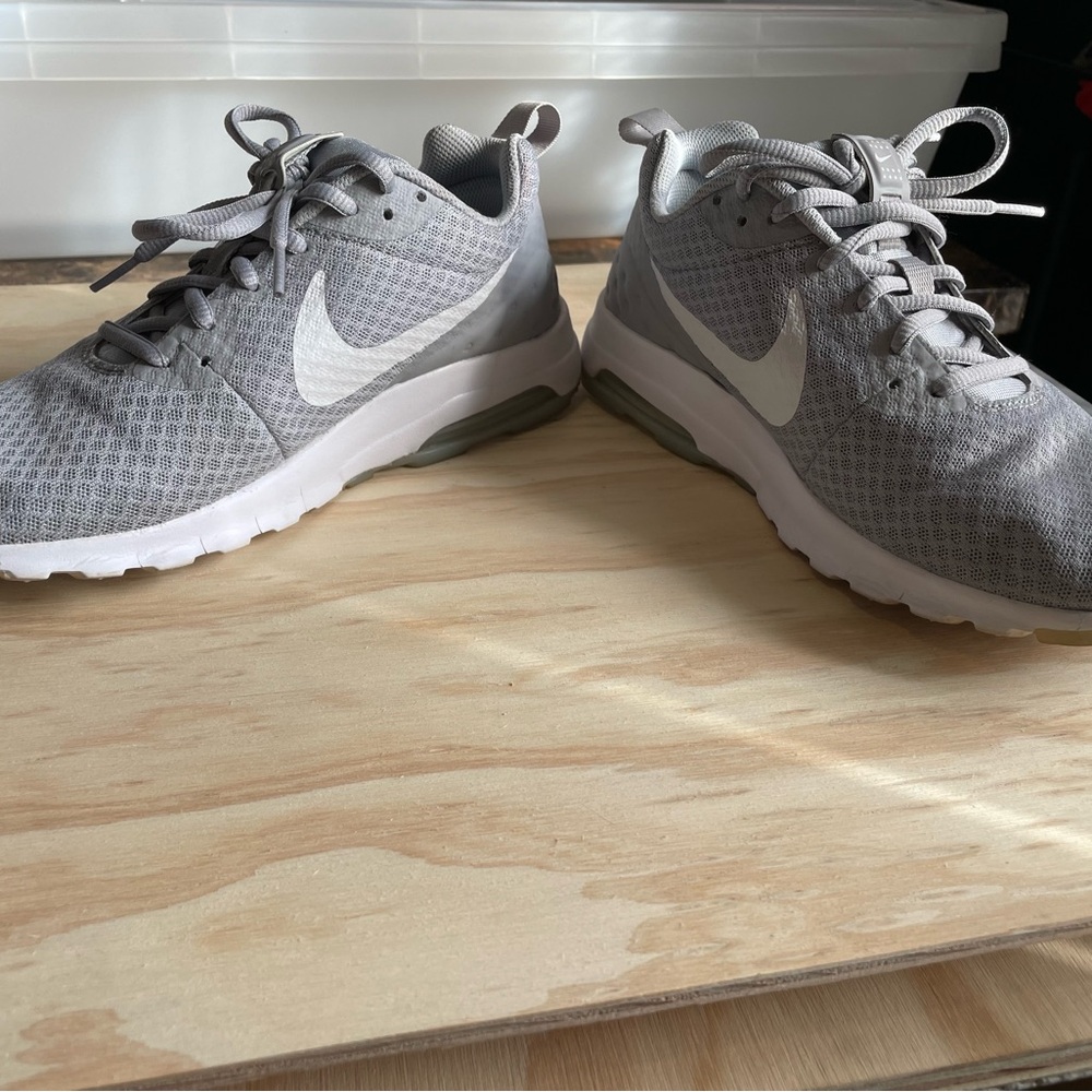 Nike Air Max Motion LW